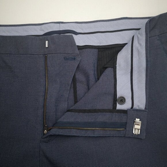 Kirkland Signature Custom Fit Men's Size 40/30 Navy Straight Pants - Picture 6 of 12